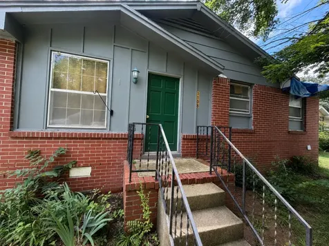 1108 E Moore Street Tullahoma TN 37388