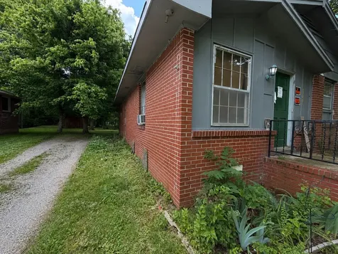 1108 E Moore Street Tullahoma TN 37388