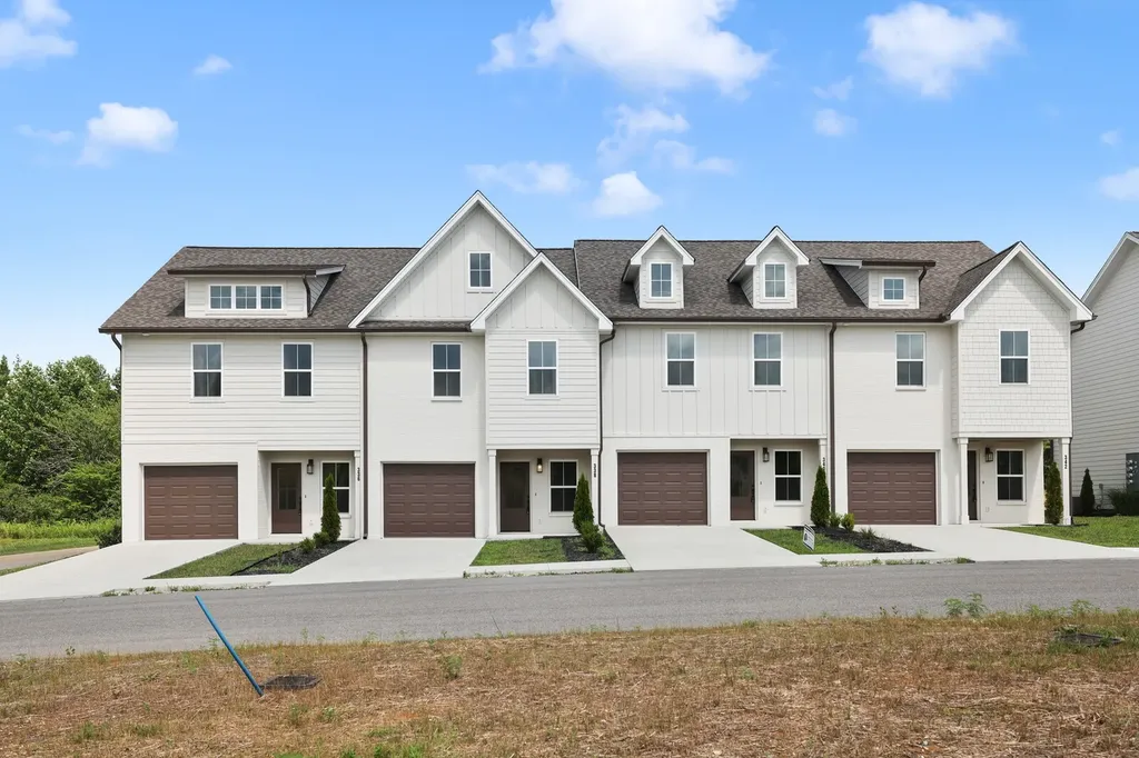 336 Legends Circle Baxter TN 38544