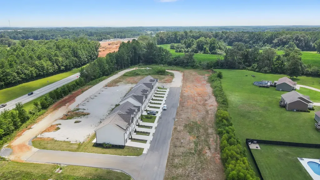 336 Legends Circle Baxter TN 38544