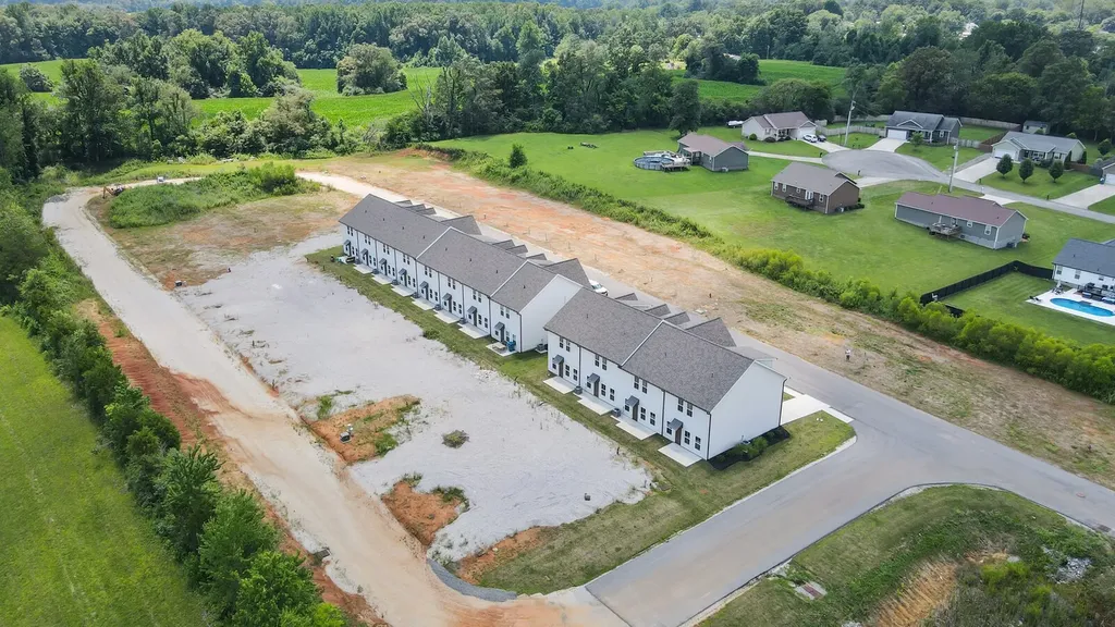 336 Legends Circle Baxter TN 38544