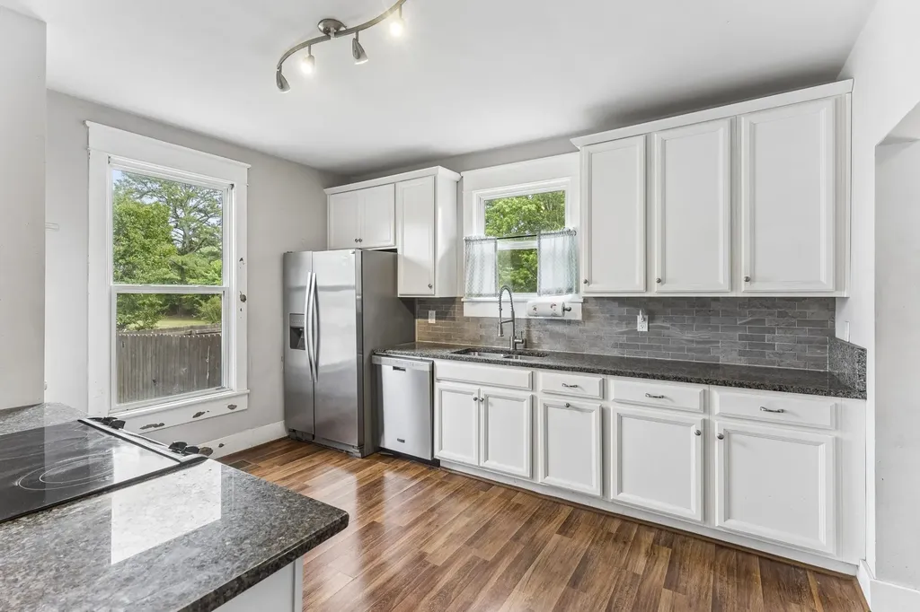 204 Jefferson Ave, E Carthage TN 37030