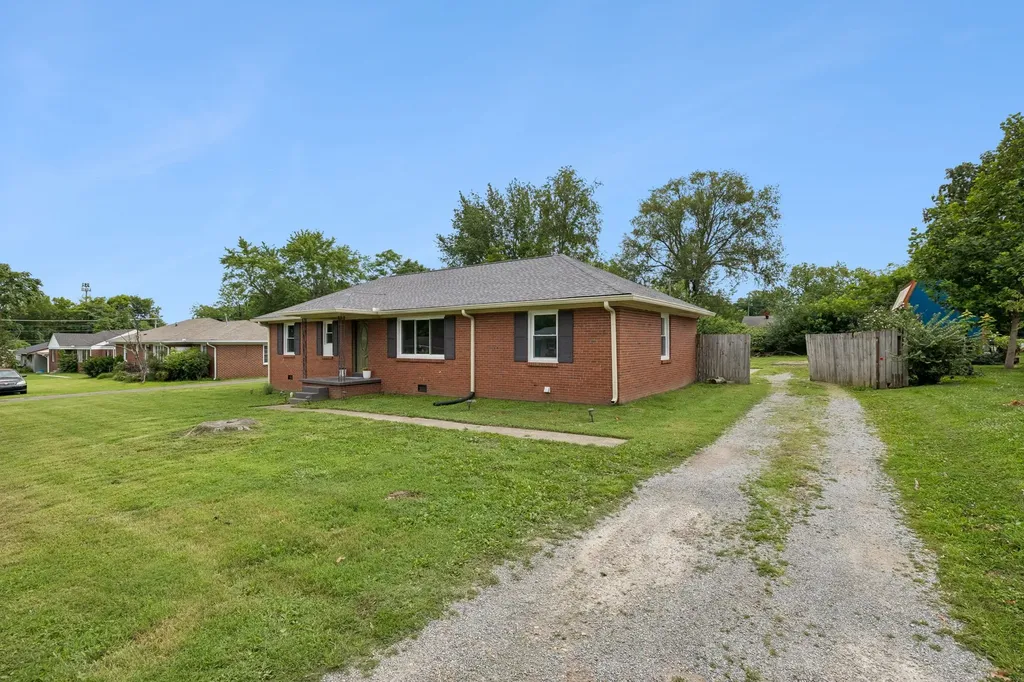 138 Mcdavid Street Gallatin TN 37066