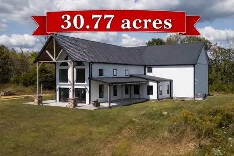 4467 Old Highway 52, E Westmoreland TN 37186