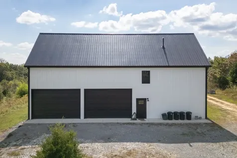 4467 Old Highway 52, E Westmoreland TN 37186