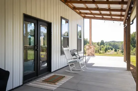 4467 Old Highway 52, E Westmoreland TN 37186