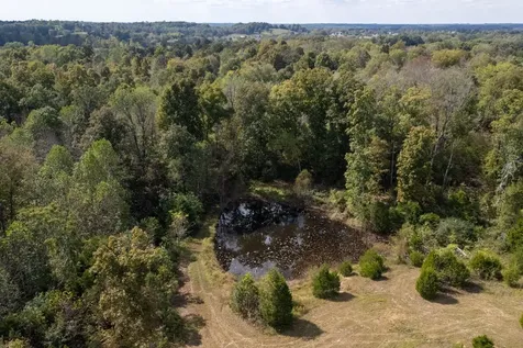 4467 Old Highway 52, E Westmoreland TN 37186