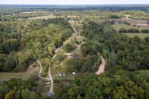 4467 Old Highway 52, E Westmoreland TN 37186