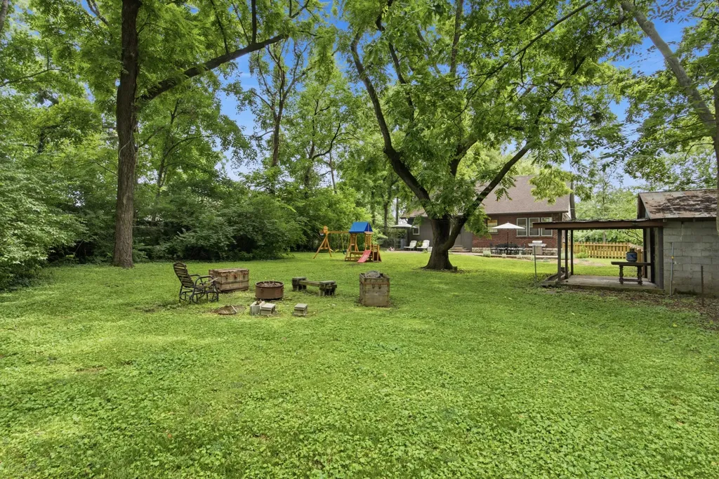 1203 Mcgavock Pike Nashville TN 37216