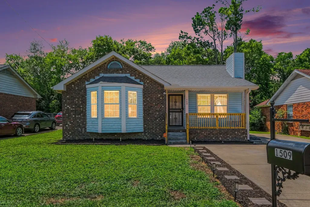 1509 Heritage View Boulevard Madison TN 37115