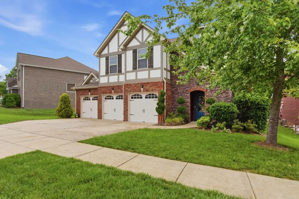 2214 Chaucer Park Lane Thompsons Station TN 37179
