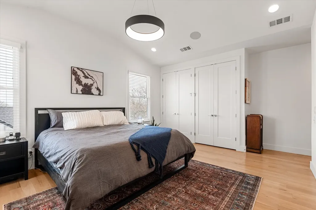 307 S 10th Street Nashville TN 37206