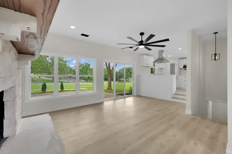 2501 Woodberry Drive Nashville TN 37214