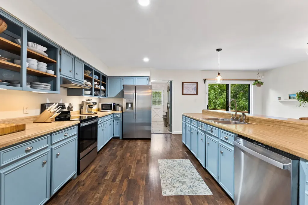 2879 Lyncrest Drive Nashville TN 37214