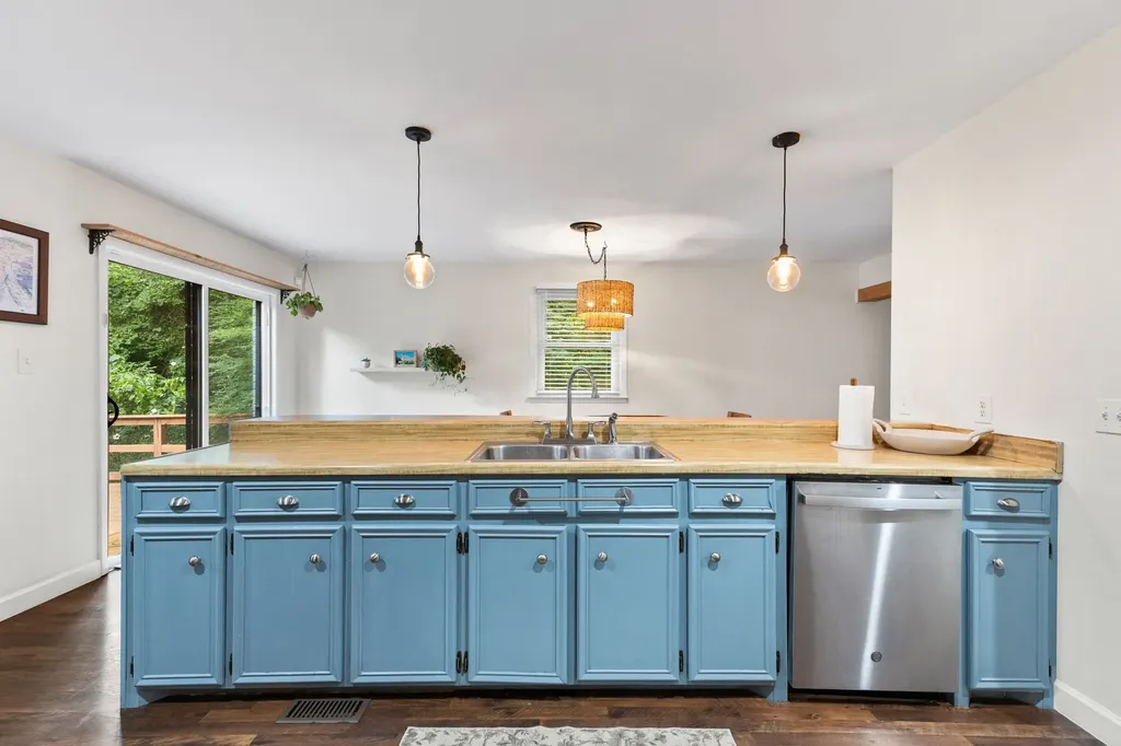 2879 Lyncrest Drive Nashville TN 37214