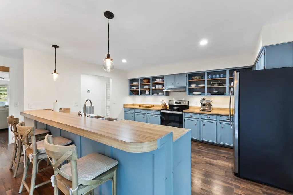 2879 Lyncrest Drive Nashville TN 37214