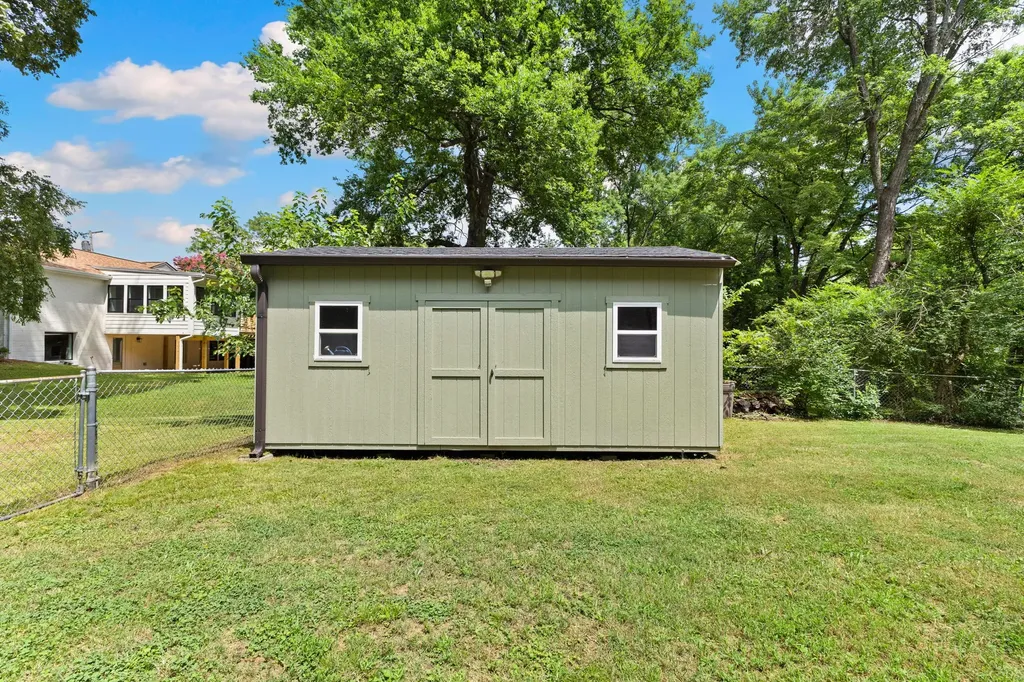 2879 Lyncrest Drive Nashville TN 37214