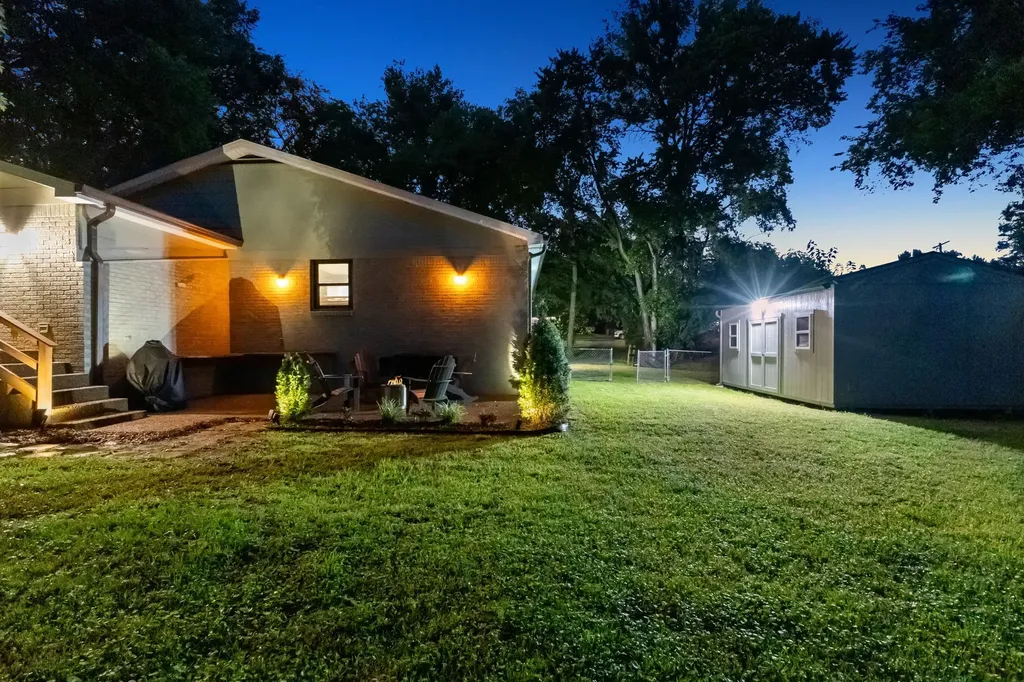 2879 Lyncrest Drive Nashville TN 37214
