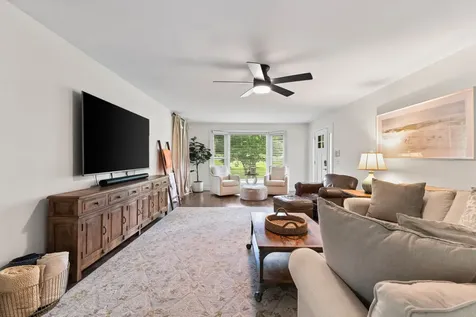 2879 Lyncrest Drive Nashville TN 37214