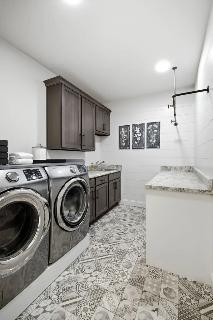 1107 Julian Way Murfreesboro TN 37128