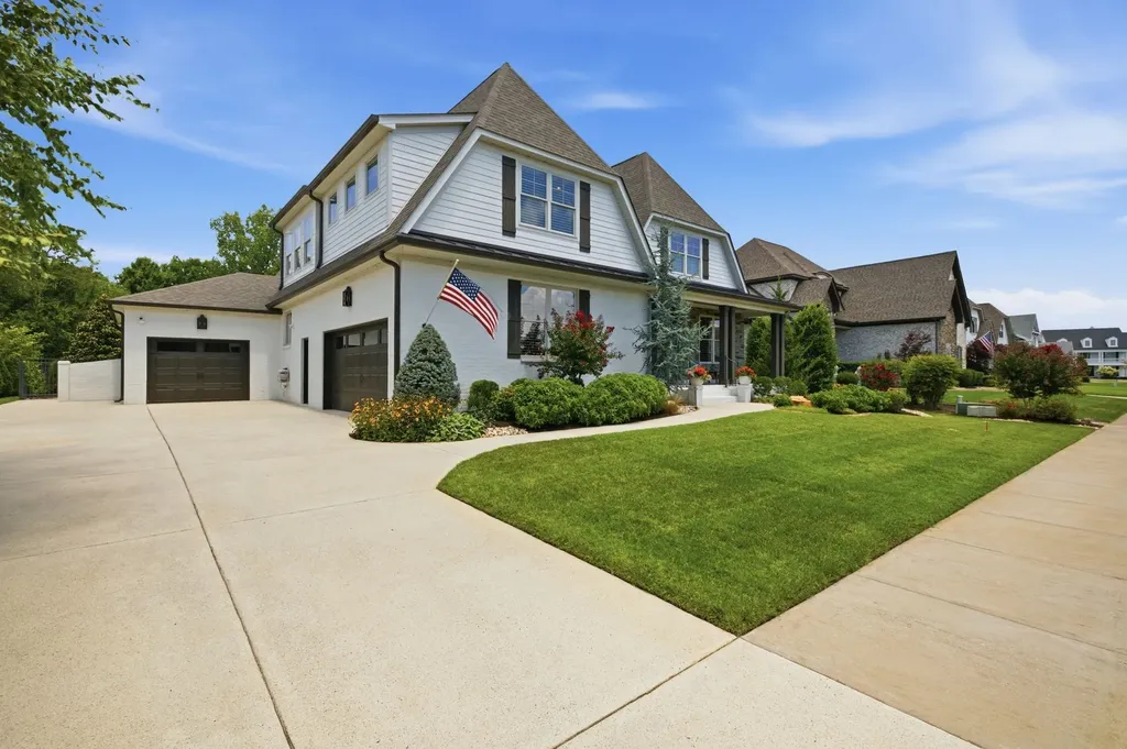 1107 Julian Way Murfreesboro TN 37128