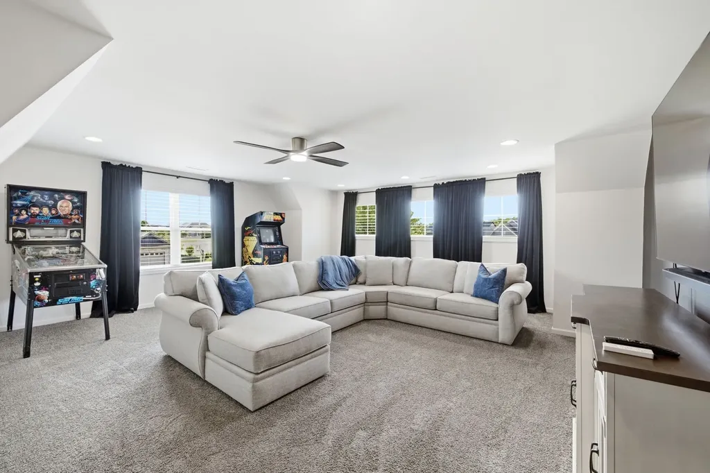 1107 Julian Way Murfreesboro TN 37128