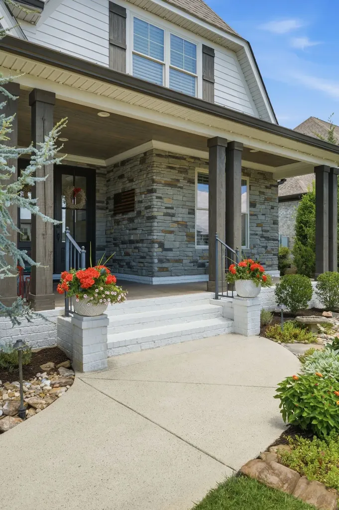 1107 Julian Way Murfreesboro TN 37128