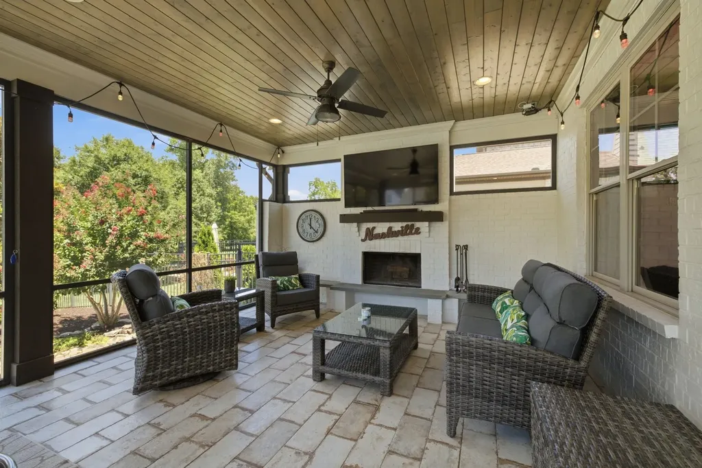 1107 Julian Way Murfreesboro TN 37128