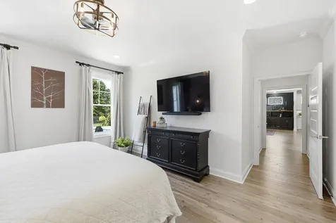 1107 Julian Way Murfreesboro TN 37128