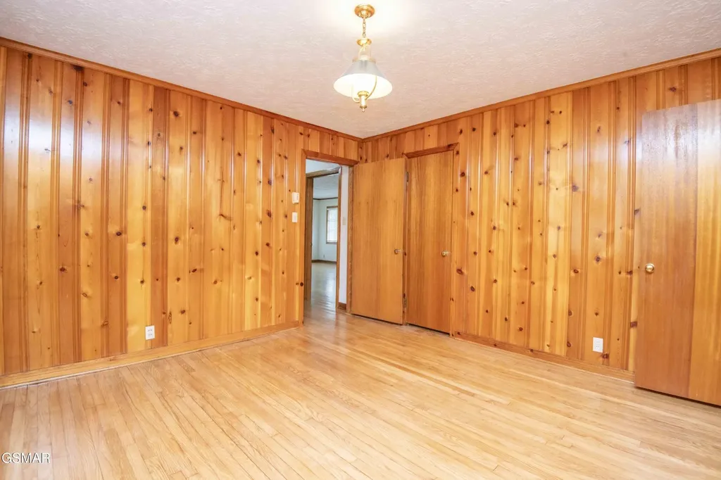 437 Bridge View Lane Knoxville TN 37914
