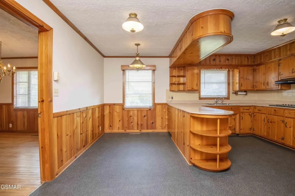 437 Bridge View Lane Knoxville TN 37914