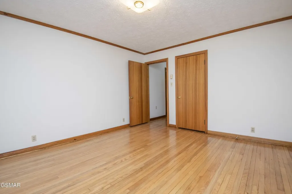 437 Bridge View Lane Knoxville TN 37914