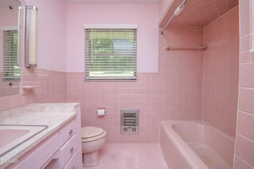 437 Bridge View Lane Knoxville TN 37914