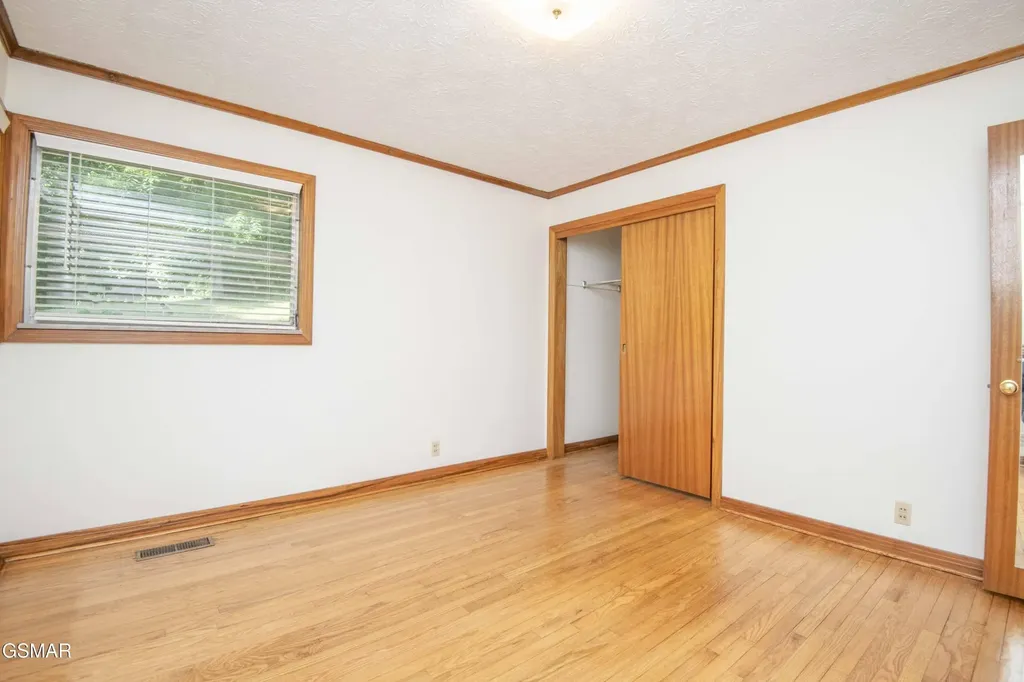 437 Bridge View Lane Knoxville TN 37914