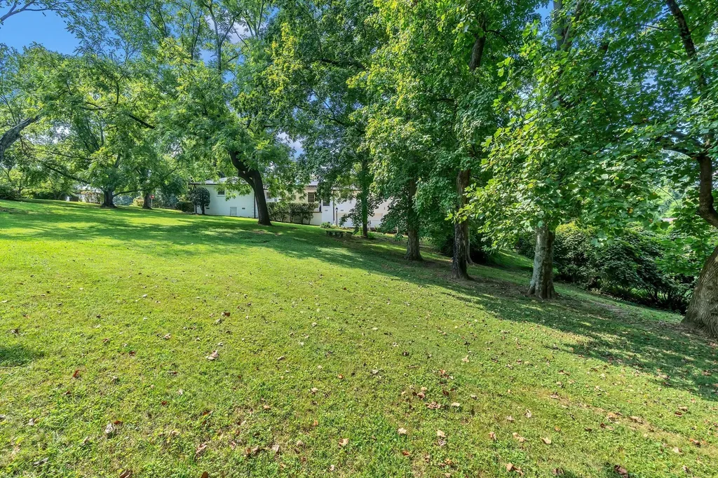 608 Hill Road Brentwood TN 37027