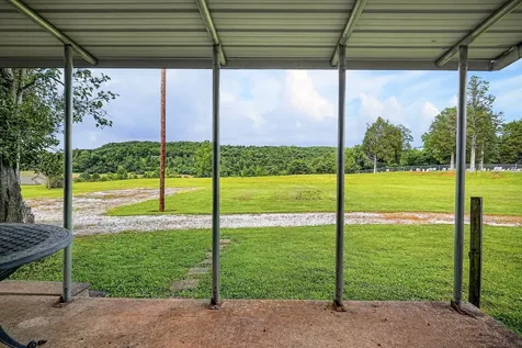 960 Country Club Road Sparta TN 38583