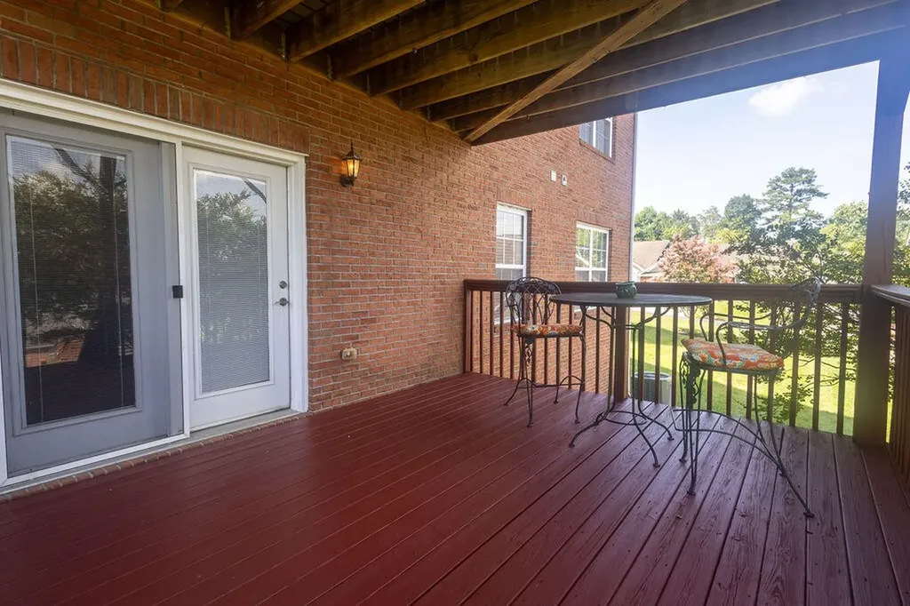 8719 Carriage House Way Knoxville TN 37923