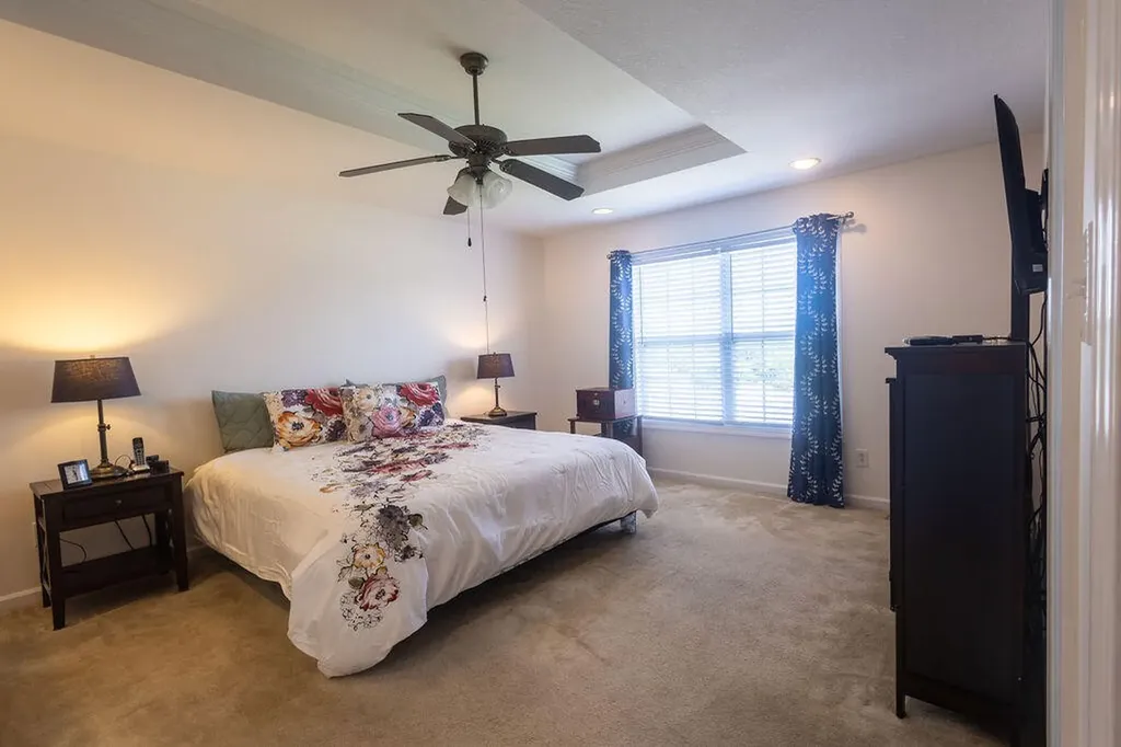 8719 Carriage House Way Knoxville TN 37923