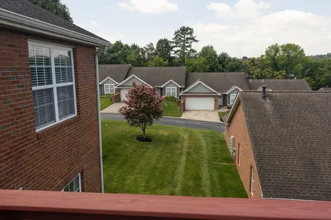 8719 Carriage House Way Knoxville TN 37923