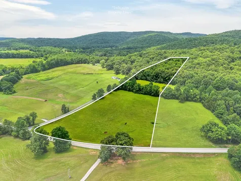 9249 Monterey Highway Sparta TN 38583