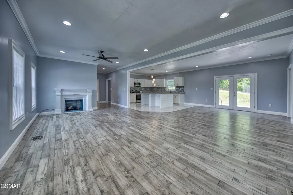 1014 Valley Home Road Dandridge TN 37725