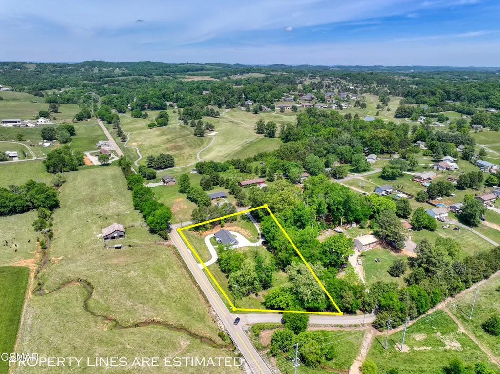 1014 Valley Home Road Dandridge TN 37725