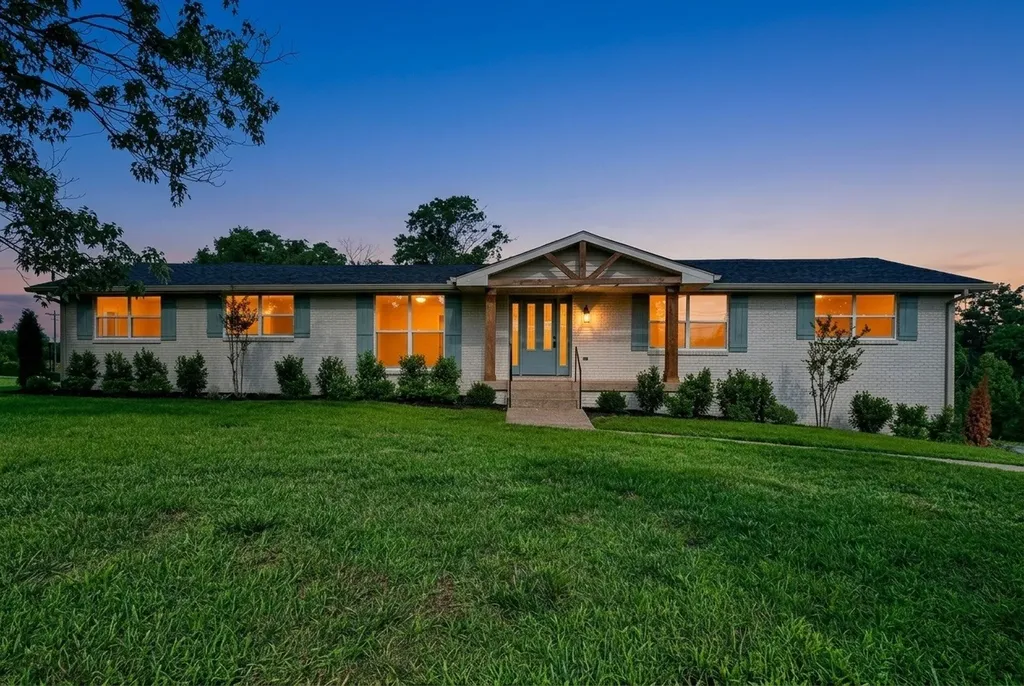 1616 Saundersville Ferry Road Mount Juliet TN 37122