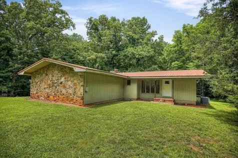 9249 Monterey Highway Sparta TN 38583