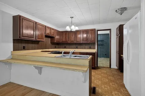 9249 Monterey Highway Sparta TN 38583