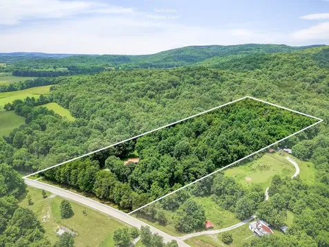 9249 Monterey Highway Sparta TN 38583
