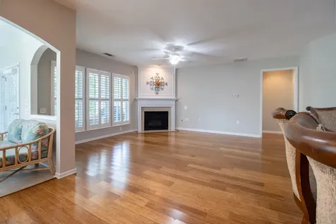 182 Navy Circle Mount Juliet TN 37122