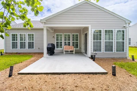 182 Navy Circle Mount Juliet TN 37122