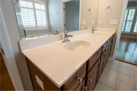 182 Navy Circle Mount Juliet TN 37122