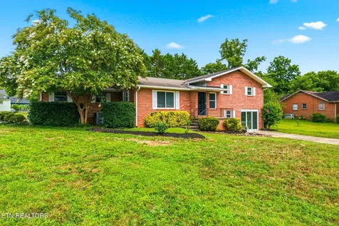 303 Scott Street Athens TN 37303